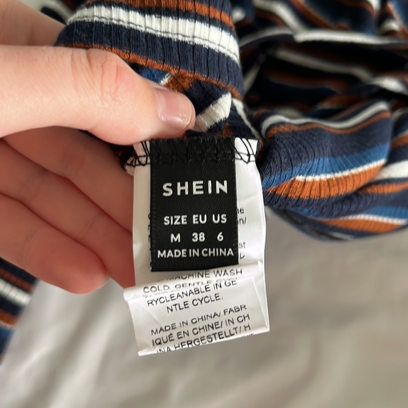 SHEIN shirt - Picture 4 of 4